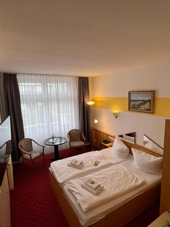 Hotel Poseidon คูล็องสบอร์น ภายนอก รูปภาพ