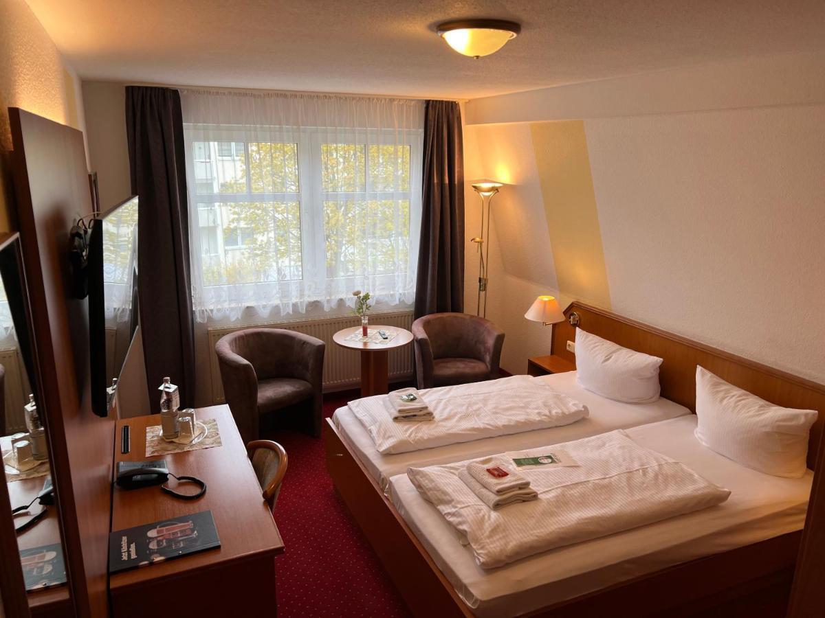 Hotel Poseidon คูล็องสบอร์น ภายนอก รูปภาพ